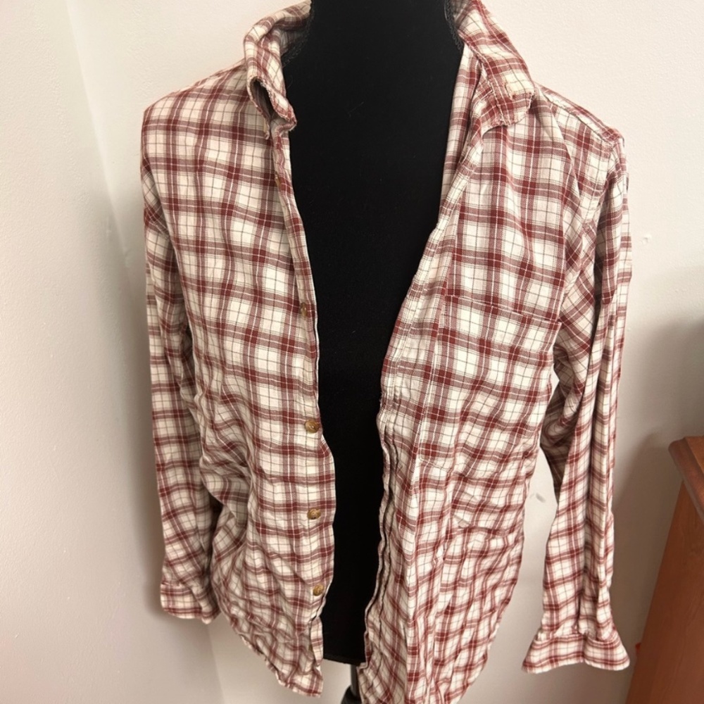 Outback rider medium red & white plaid button up long sleeve flannel